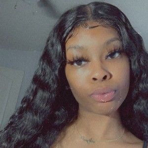 Meet your Posher, Lex